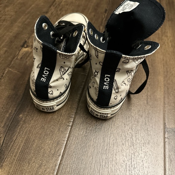 Converse platforms 
Women’s size 5.5 / men’s 3.5 - Picture 5 of 7